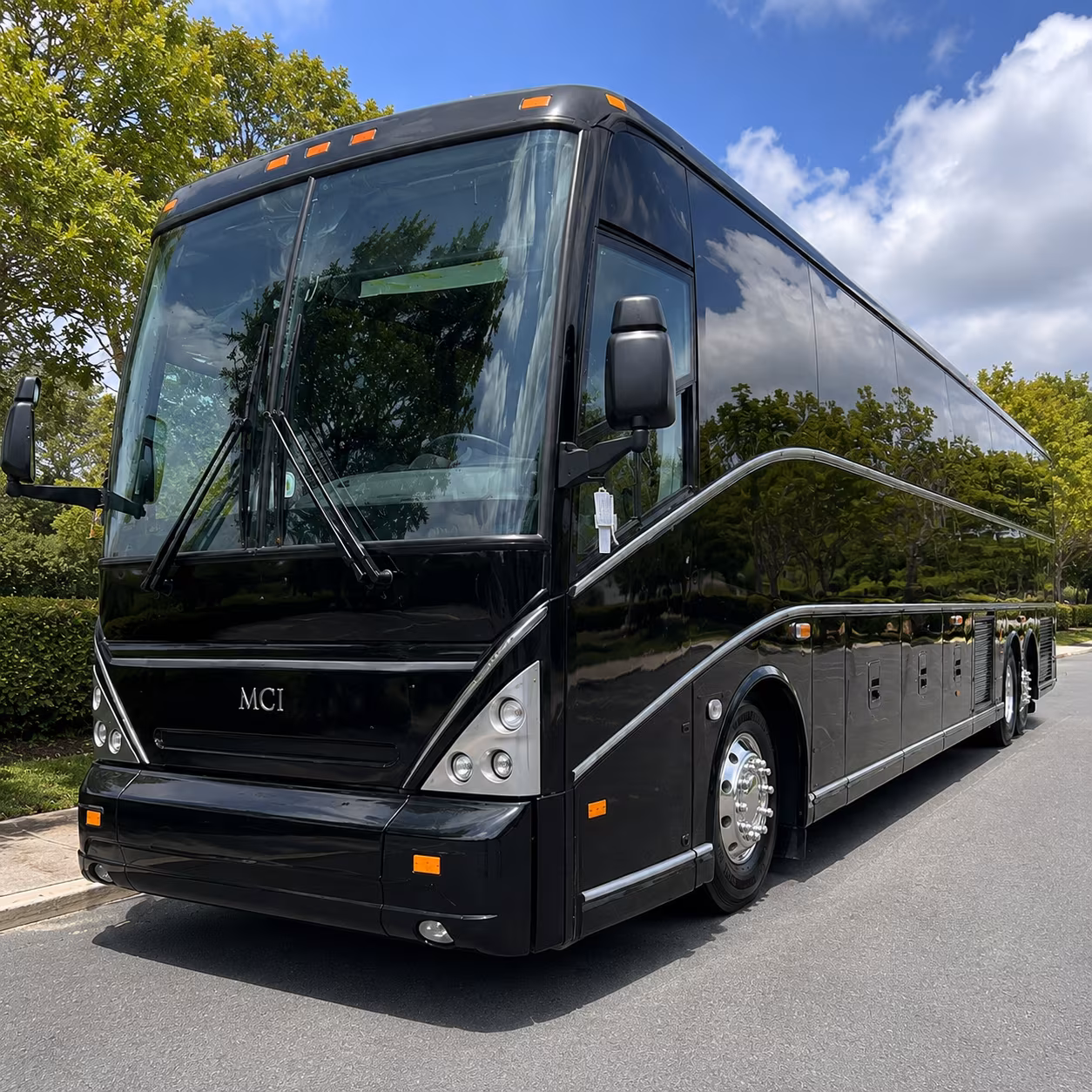 hialeah charter bus rental fleet
